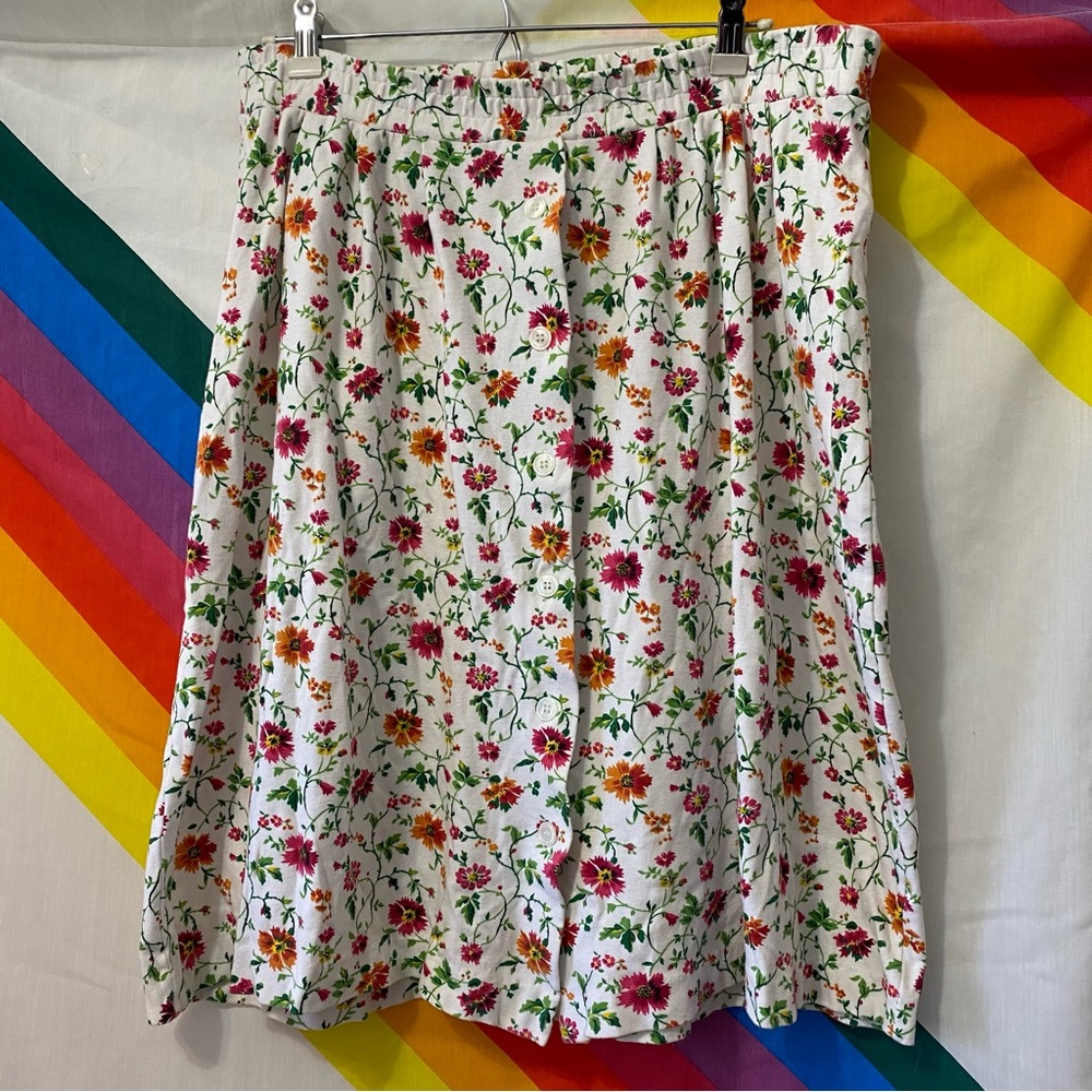 Cathy Daniels floral button skirt
